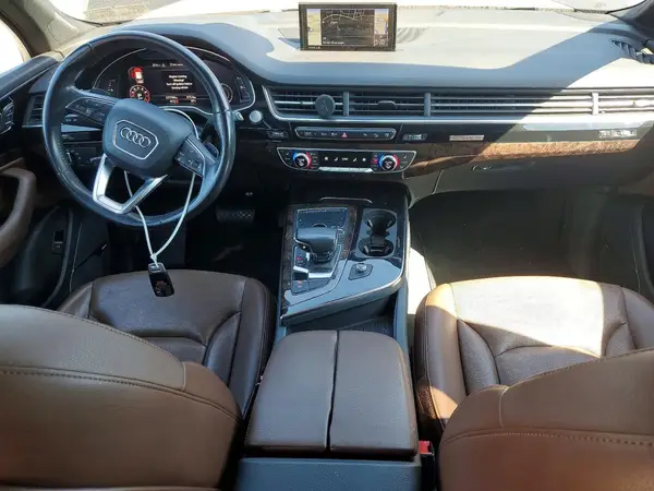 WA1LAAF70HD022695 2017 AUDI Q7 - Image 8