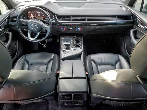 WA1LAAF70HD022910 2017 AUDI Q7 - Image 8