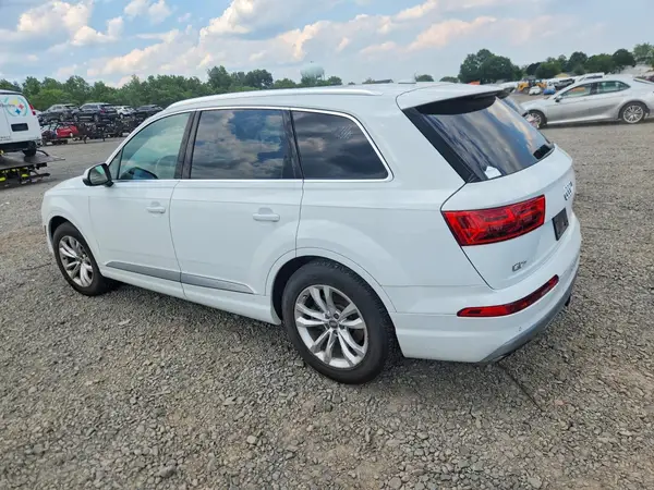 WA1LAAF70HD023863 2017 AUDI Q7 - Image 2