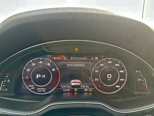 WA1LAAF70HD027346 2017 AUDI Q7 - Image 8