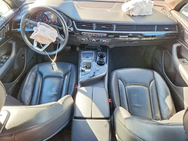 WA1LAAF70HD027962 2017 AUDI Q7 - Image 8