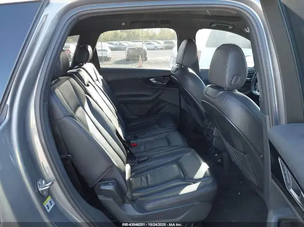 WA1LAAF70HD029923 2017 AUDI Q7 - Image 8