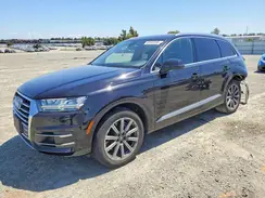 WA1LAAF70HD031266 2017 AUDI Q7