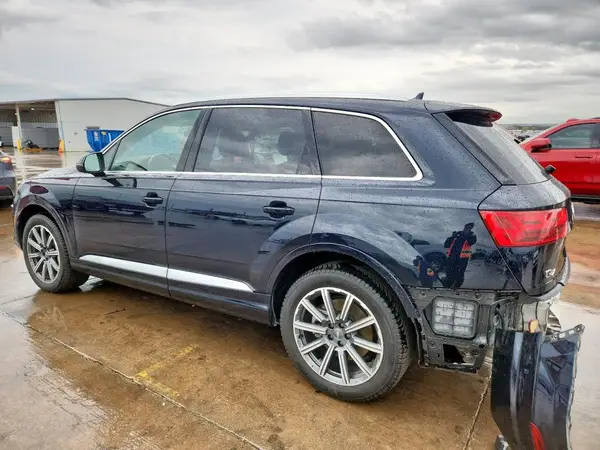 WA1LAAF70HD033115 2017 AUDI Q7 - Image 2