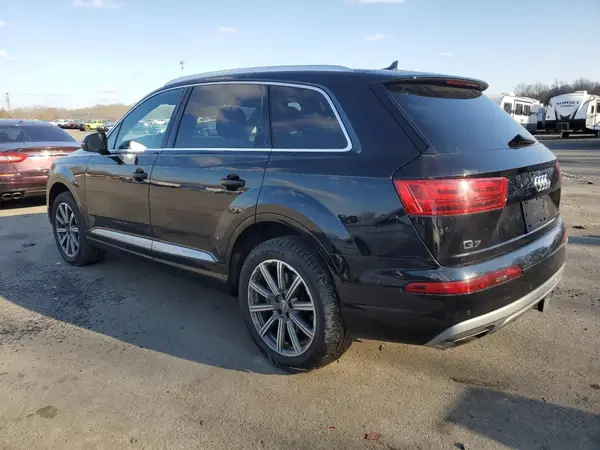 WA1LAAF70HD033812 2017 AUDI Q7 - Image 2