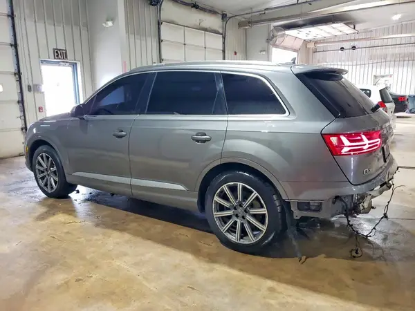 WA1LAAF70HD034474 2017 AUDI Q7 - Image 2