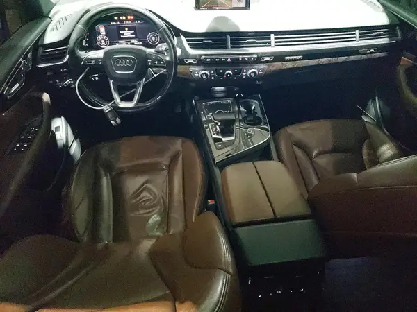 WA1LAAF70HD034474 2017 AUDI Q7 - Image 8