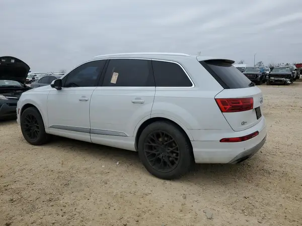 WA1LAAF70HD036581 2017 AUDI Q7 - Image 2