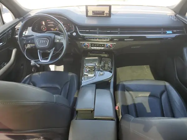 WA1LAAF70HD040310 2017 AUDI Q7 - Image 8