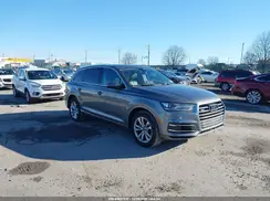 WA1LAAF70HD046429 2017 AUDI Q7