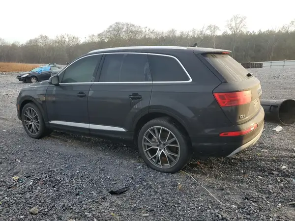 WA1LAAF70HD046673 2017 AUDI Q7 - Image 2