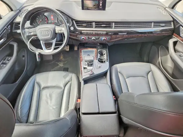 WA1LAAF70HD048150 2017 AUDI Q7 - Image 8