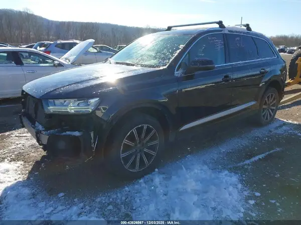 WA1LAAF70HD049251 2017 AUDI Q7 - Image 2