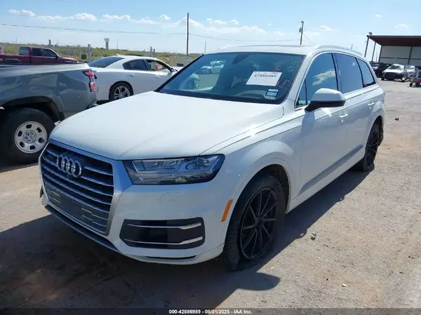 WA1LAAF70HD049461 2017 AUDI Q7 - Image 2