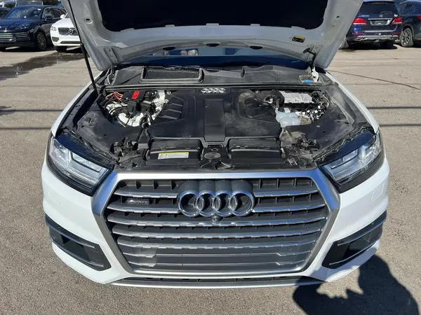 WA1LAAF70HD050870 2017 AUDI Q7 - Image 8