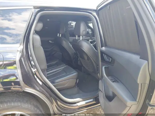 WA1LAAF70HD051971 2017 AUDI Q7 - Image 8