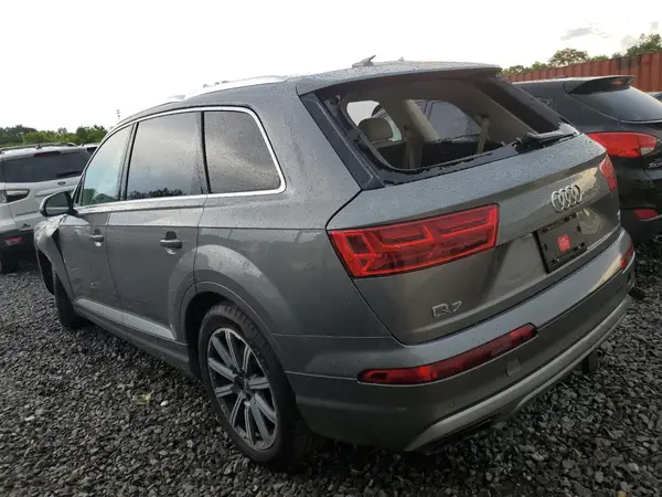 WA1LAAF70HD053865 2017 AUDI Q7 - Image 2