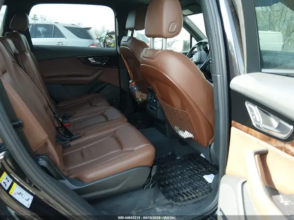 WA1LAAF70HD057298 2017 AUDI Q7 - Image 8