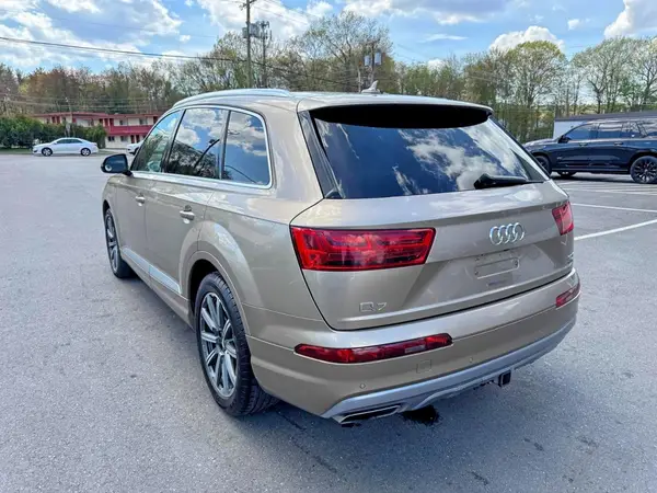 WA1LAAF70JD001772 2018 AUDI Q7 - Image 2