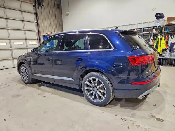 WA1LAAF70JD003120 2018 AUDI Q7 - Image 2