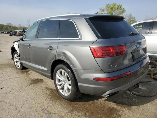 WA1LAAF70JD005465 2018 AUDI Q7 - Image 2