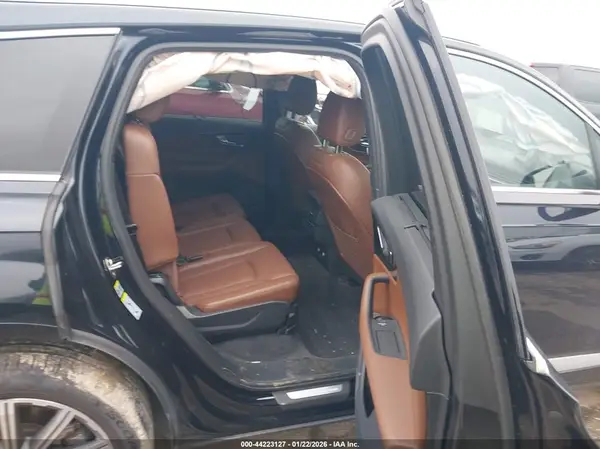 WA1LAAF70JD011721 2018 AUDI Q7 - Image 8