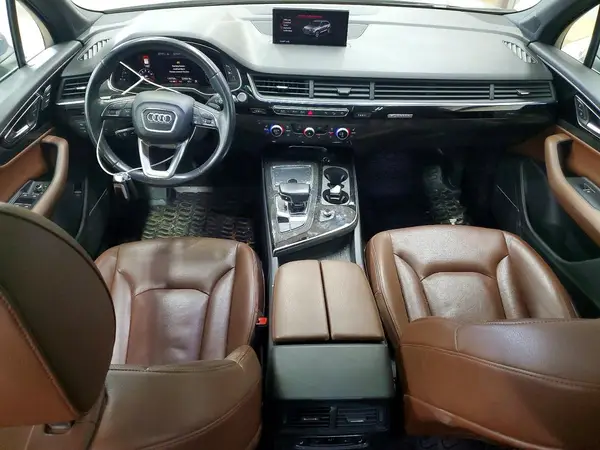 WA1LAAF70JD015686 2018 AUDI Q7 - Image 8