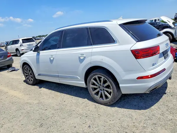 WA1LAAF70JD016384 2018 AUDI Q7 - Image 2