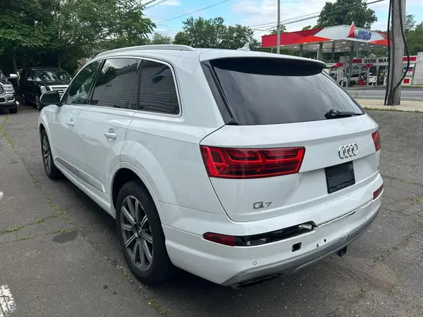 WA1LAAF70JD019706 2018 AUDI Q7 - Image 2