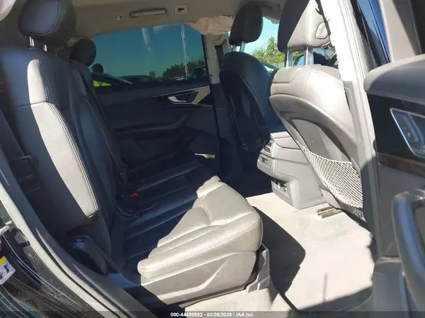 WA1LAAF70JD020709 2018 AUDI Q7 - Image 8