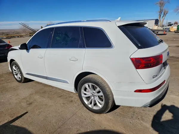 WA1LAAF70JD024064 2018 AUDI Q7 - Image 2