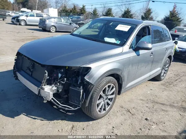 WA1LAAF70JD027840 2018 AUDI Q7 - Image 2