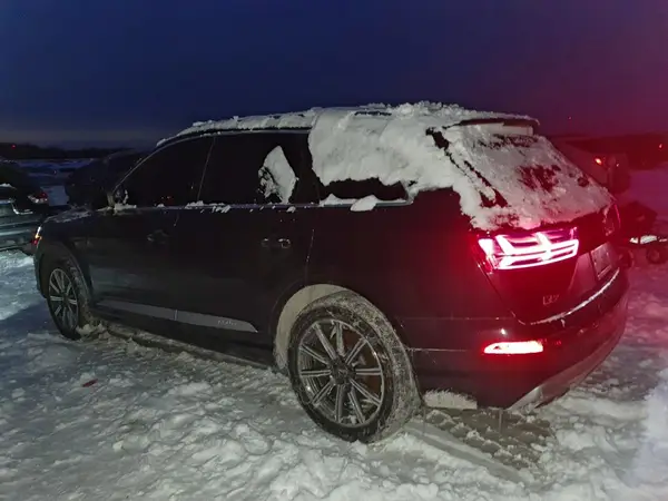 WA1LAAF70JD029667 2018 AUDI Q7 - Image 2