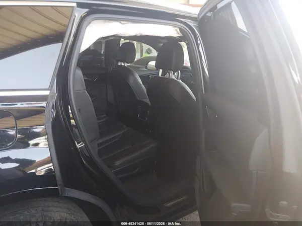WA1LAAF70JD030088 2018 AUDI Q7 - Image 8