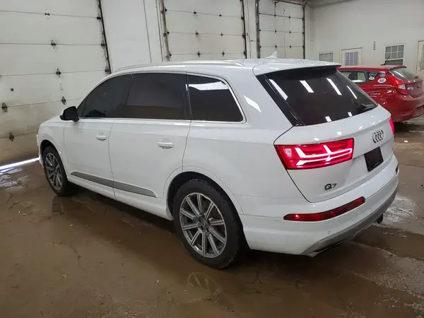 WA1LAAF70JD031886 2018 AUDI Q7 - Image 2