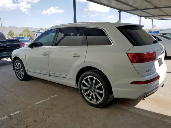 WA1LAAF70JD032312 2018 AUDI Q7 - Image 2