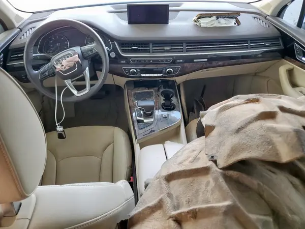WA1LAAF70JD032312 2018 AUDI Q7 - Image 8