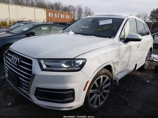 WA1LAAF70JD039230 2018 AUDI Q7 - Image 2