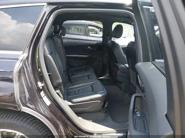 WA1LAAF70JD048266 2018 AUDI Q7 - Image 8