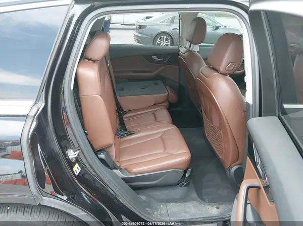 WA1LAAF70JD048770 2018 AUDI Q7 - Image 8