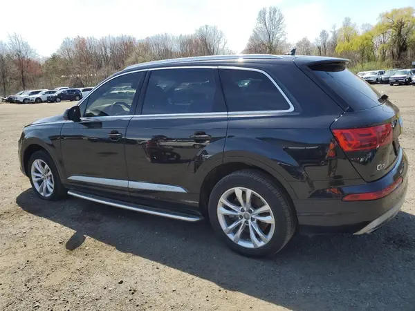 WA1LAAF70JD051877 2018 AUDI Q7 - Image 2