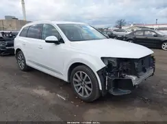 WA1LAAF70JD052043 2018 AUDI Q7
