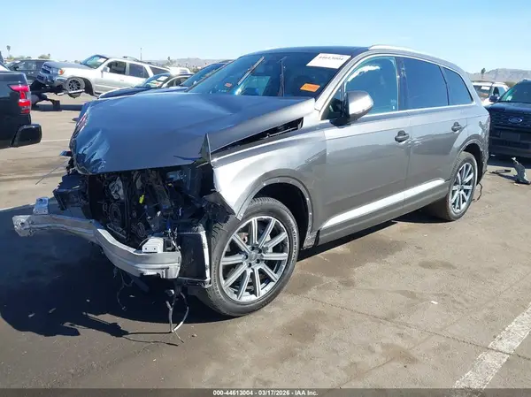 WA1LAAF70KD003183 2019 AUDI Q7 - Image 2