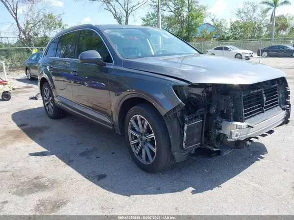 WA1LAAF70KD020498 2019 AUDI Q7 - Image 1