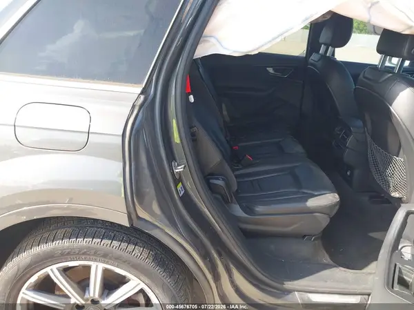 WA1LAAF70KD022509 2019 AUDI Q7 - Image 8