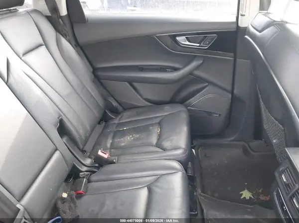 WA1LAAF70KD023272 2019 AUDI Q7 - Image 8