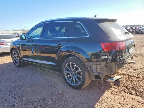 WA1LAAF70KD031050 2019 AUDI Q7 - Image 2