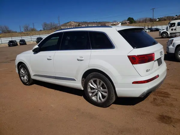 WA1LAAF70KD039035 2019 AUDI Q7 - Image 2