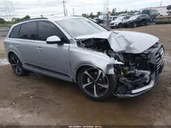 WA1LAAF70KD048995 2019 AUDI Q7