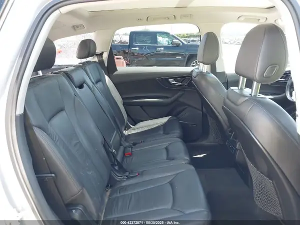 WA1LAAF71HD000530 2017 AUDI Q7 - Image 8